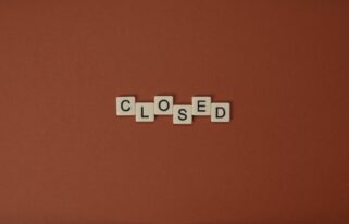 Iran language centre closure
