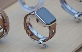 Apple HomeView smart display